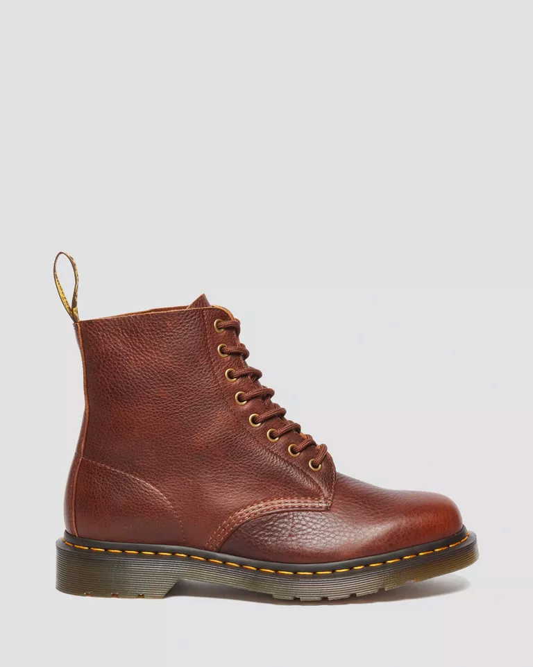 DR. MARTENS 1460 Pascal 8 Eye Boot