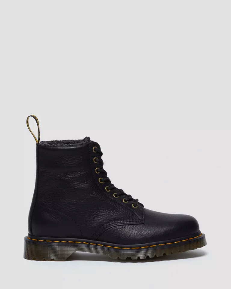 DR. MARTENS 1460 8 Eye Boot